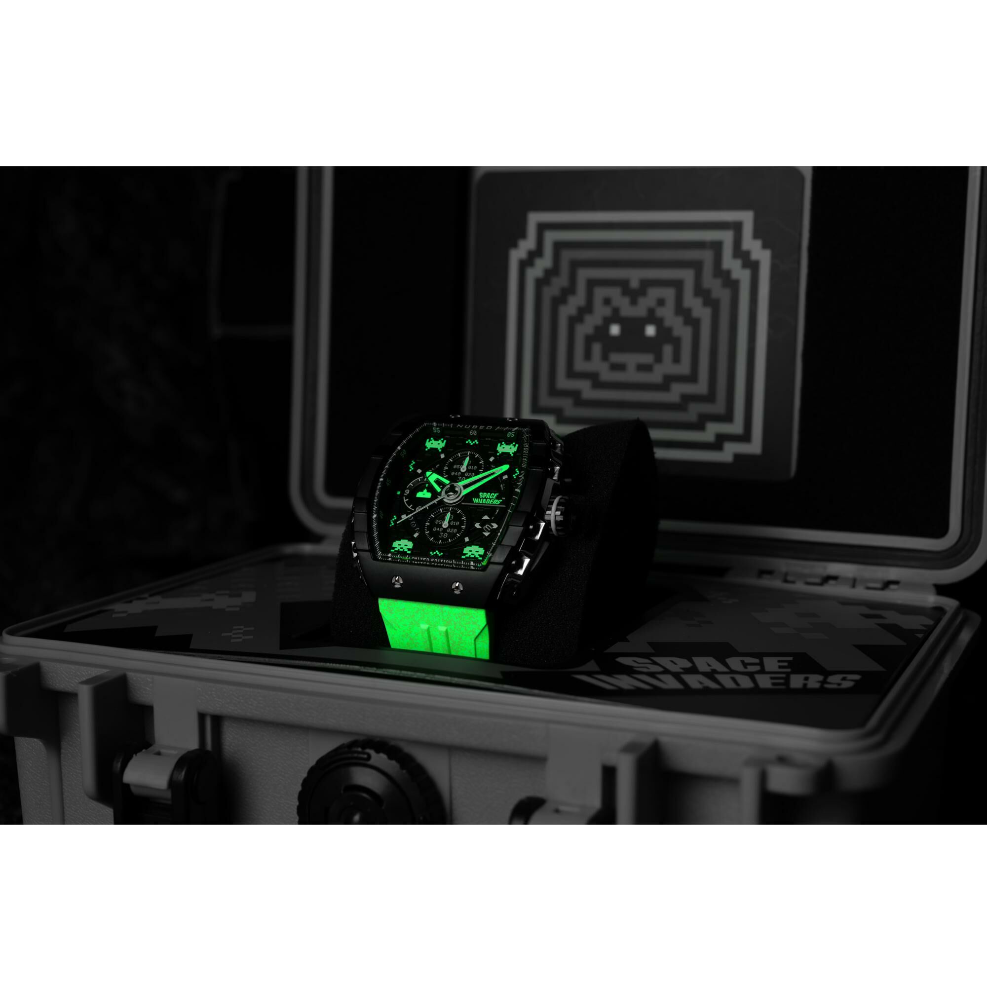 Montre Nubeo Magellan Chronograph Space Invaders Limited Edition NB-6024-SI-09 vue 10