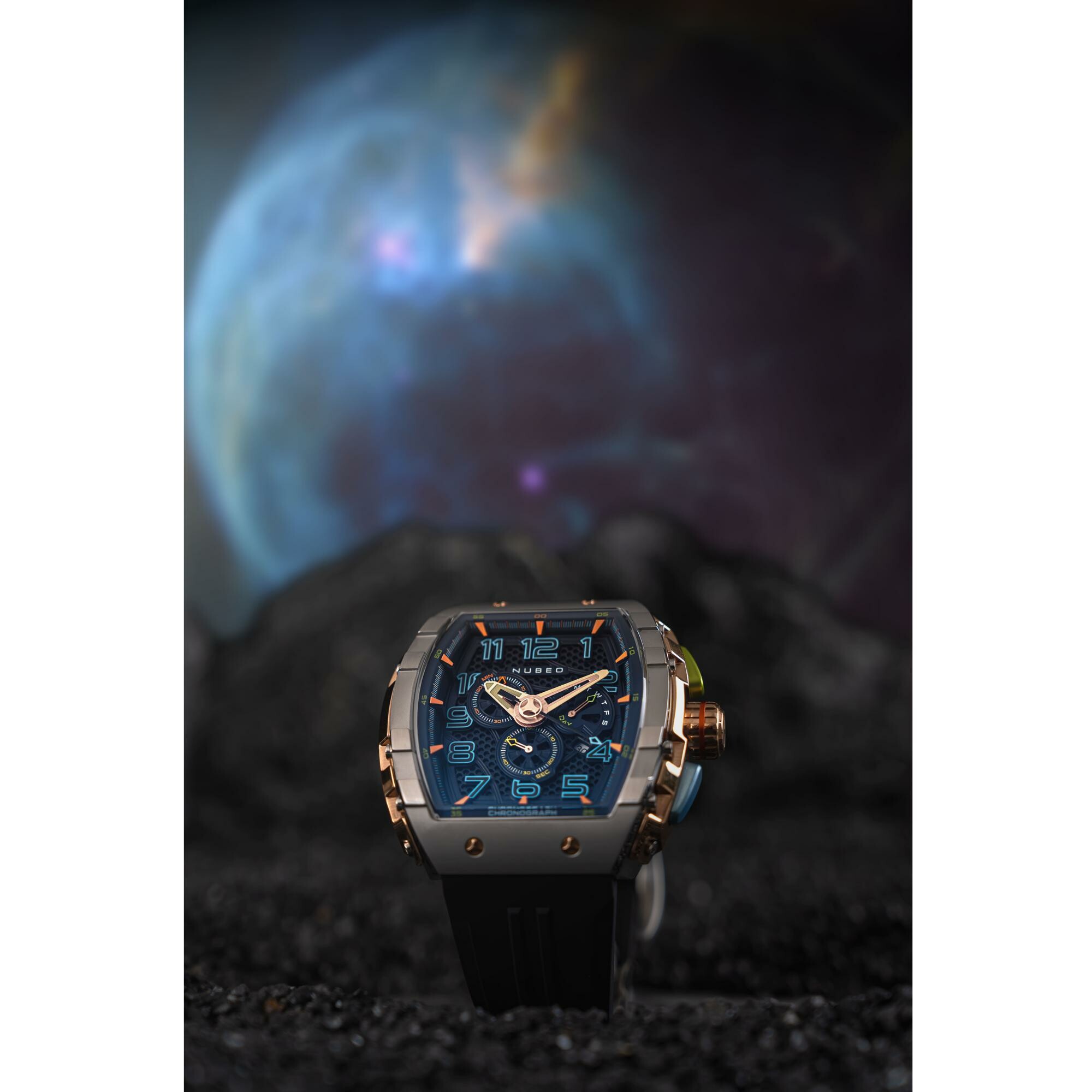 Montre Nubeo Magellan Chronograph Retrograde NB-6088-01 vue 3