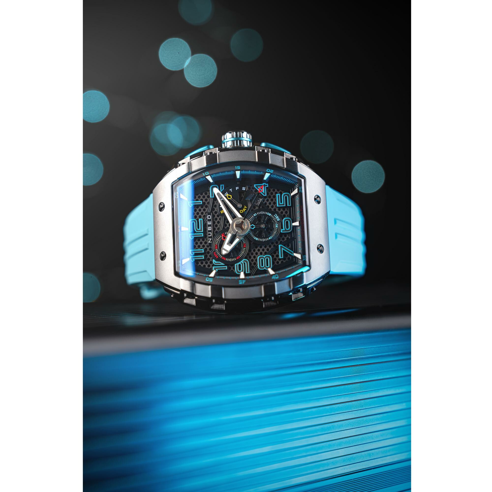 Montre Nubeo Magellan Chronograph Retrograde NB-6088-02 vue 2