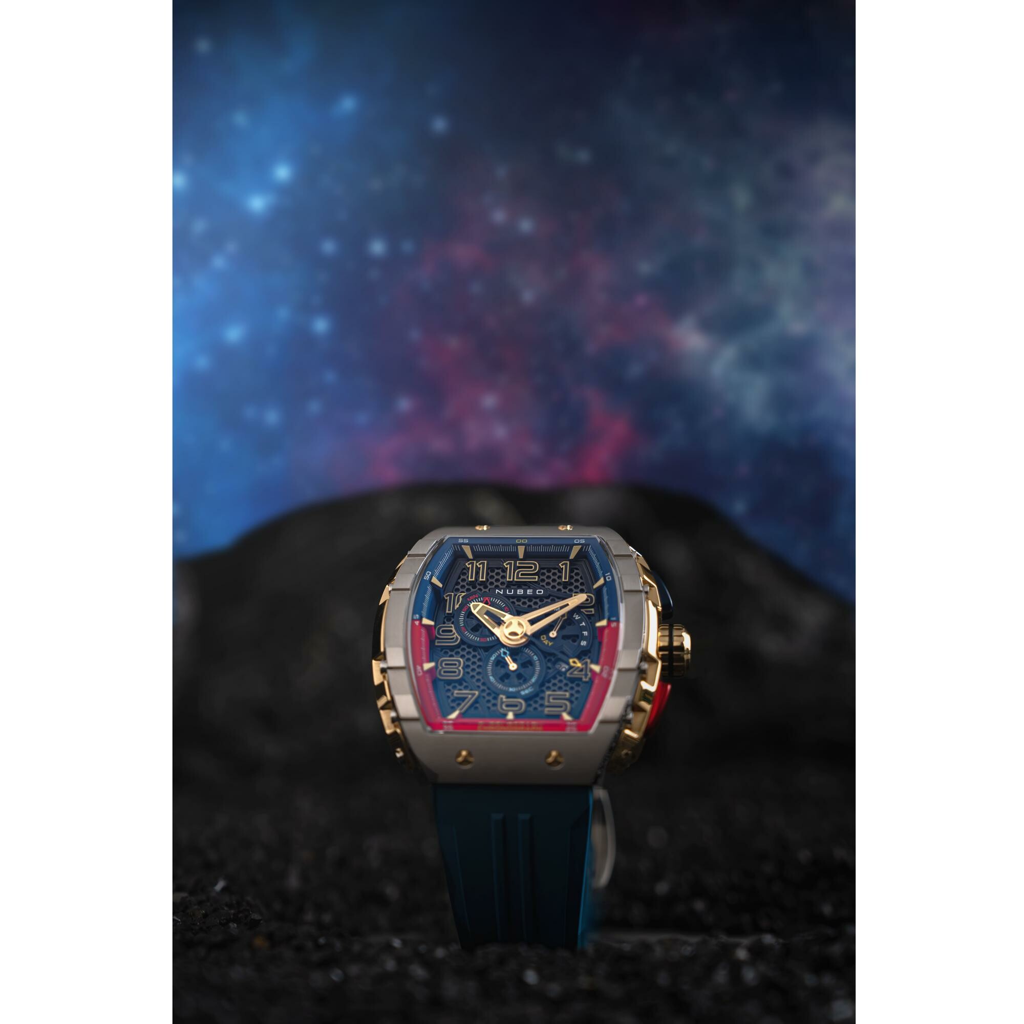 Montre Nubeo Magellan Chronograph Retrograde NB-6088-04 vue 3