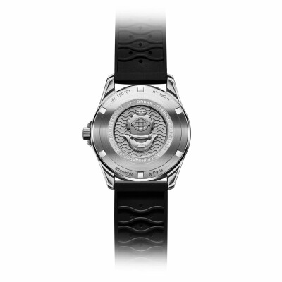 Montre Le Forban Sécurité Mer La Malouine cadran noir bracelet bleu vue 2