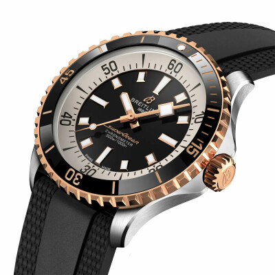 Montre Breitling Superocean Automatic 42 vue 2