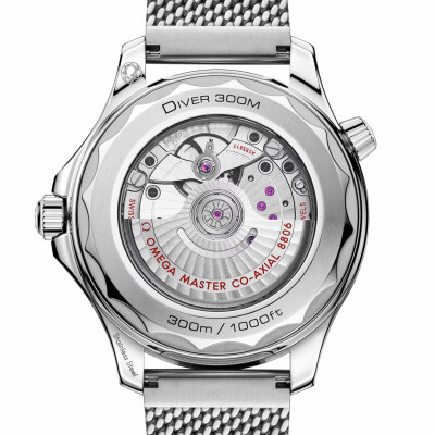 Montre OMEGA Seamaster Diver 300M Co-Axial Master Chronometer 42mm 21030422001010 vue 3