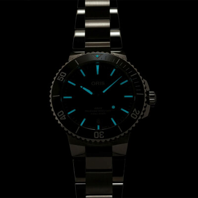 Montre Oris Aquis Date 41.5mm vue 6