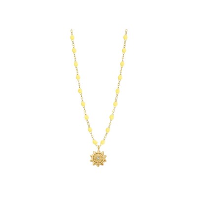 Collier Gigi Clozeau Lucky Sun en or jaune, résine mimosa et diamant, 42cm