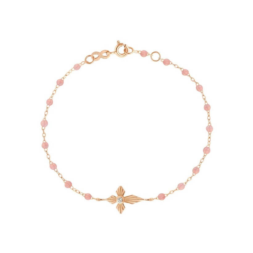 Bracelet Gigi Clozeau Croix lumière en or rose, résine blush et diamant, 17cm