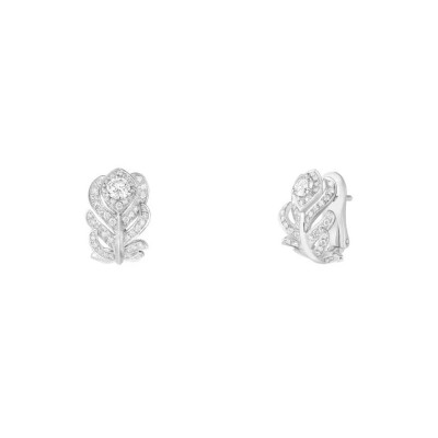 Boucles d'oreilles Boucheron Plume de Paon en or blanc et diamants