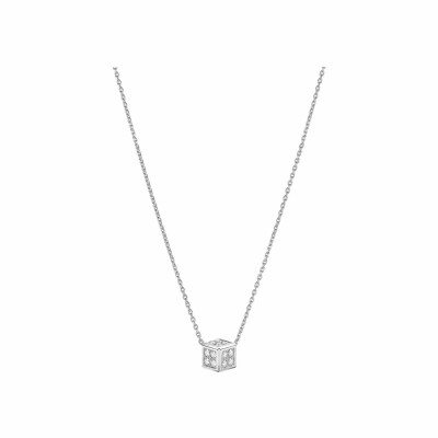 Collier Chopard Ice Cube be Cube en or blanc et diamants