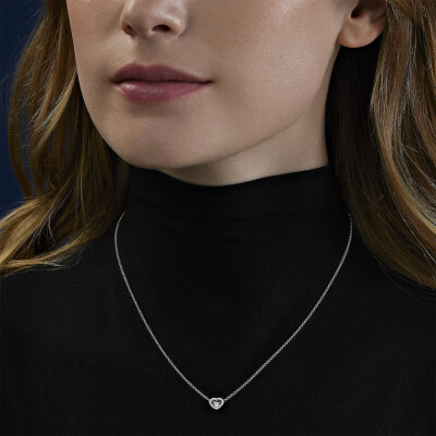 Collier Chopard My Happy Hearts en or blanc et diamant