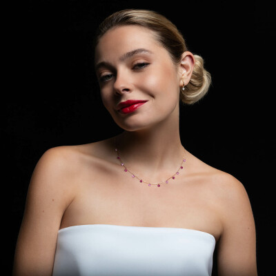 Collier La Brune & La Blonde Confetti en or rose, rubis et saphirs roses