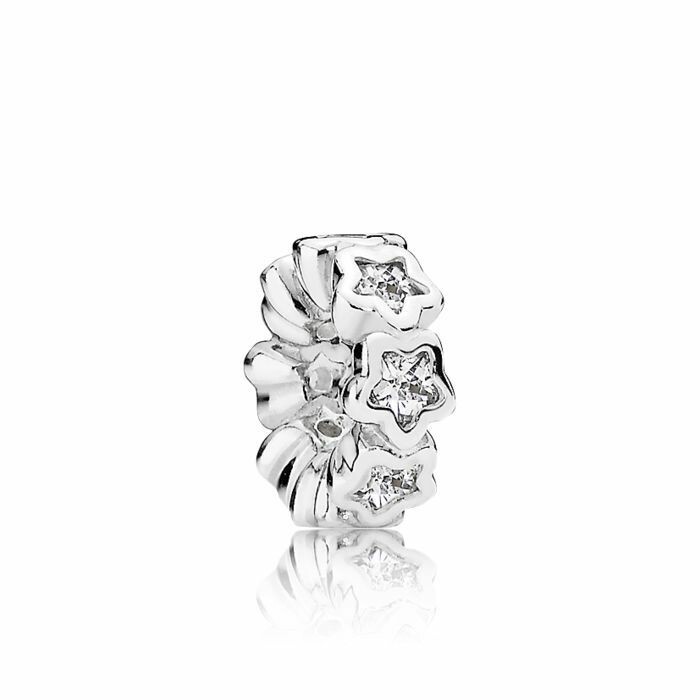 Charm espaceur Pandora Étoiles Scintillantes en argent