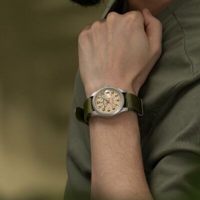 Montre Festina Swiss Made Field Watches F20082/1