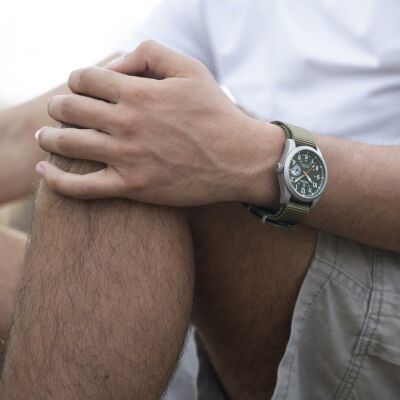 Montre Festina Swiss Made Field Watches F20082/2