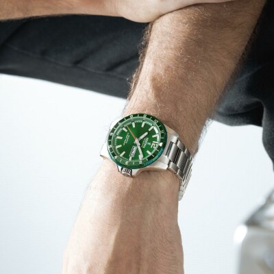 Montre Festina Titane F20698/3