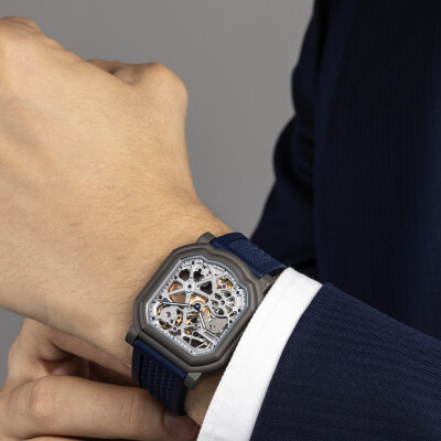 Montre Gerald Charles Maestro Maestro 8.0 GC Sport Squelette in Grade 5 Titanium and Royal Blue