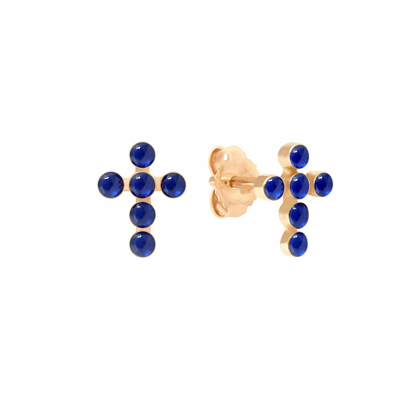 Boucles d'oreilles Gigi Clozeau Croix Perlée en or rose et résine bleu prusse
