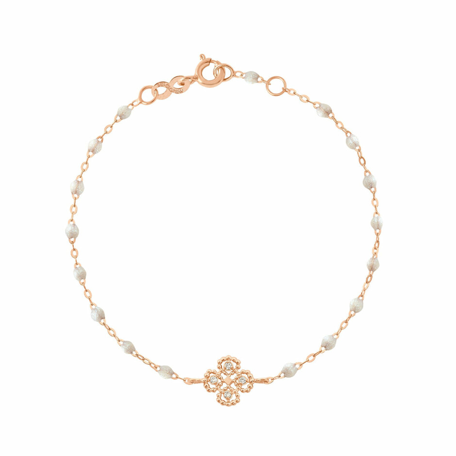 Bracelet Gigi Clozeau Lucky Trèfle en or rose, résine opale et diamants, 17cm