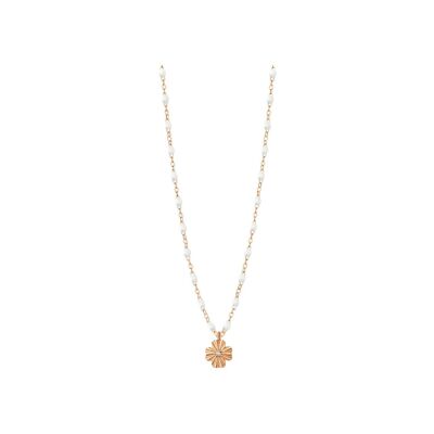 Collier Gigi Clozeau Trèfle Lumière en or rose, résine blanche et diamant, 42cm