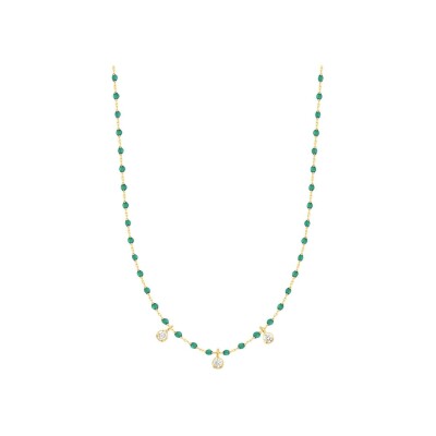 Collier Gigi Clozeau Mini en or jaune, résine vert émeraude et diamants, taille 42cm