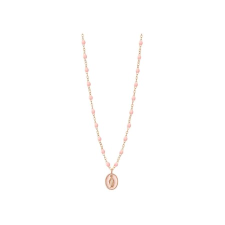 Collier Gigi Clozeau Madone en or rose et résine rose bébé, taille 42cm