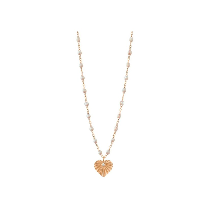 Collier Gigi Clozeau Cœur lumière en or rose, résine opale et diamant, 42cm