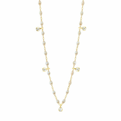 Collier Gigi Clozeau Gigi Suprême en or jaune, résine opale et diamants, 45cm