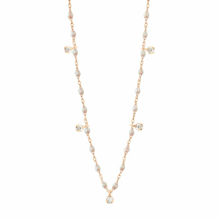 Collier Gigi Clozeau Gigi Suprême en or rose, résine opale et diamants, 45cm