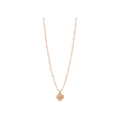 Collier Gigi Clozeau Trèfle Lumière en or rose, résine rose bébé et diamant, 42cm