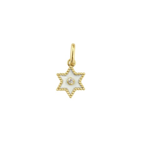 Pendentif Gigi Clozeau Etoile Star en or jaune, résine blanche et diamant