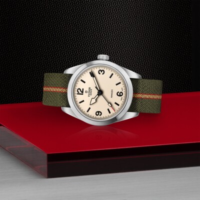 Montre TUDOR Ranger boîtier en acier, 39 mm, cadran bombé beige