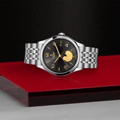 TUDOR 1926 Luna watch 39mm steel case, Moon phase indicator