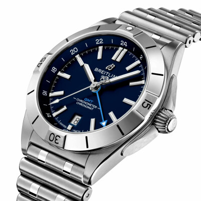 Montre Breitling Chronomat Automatic GMT 40 NFL Tennessee Titans Edition