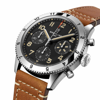 Montre Breitling Classic AVI Chronograph 42 P-51 Mustang