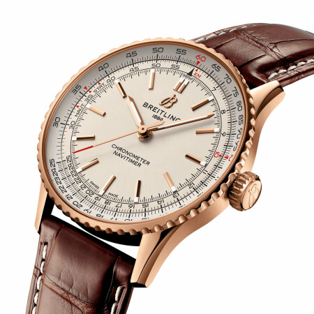 Montre Breitling Navitimer Automatic 41 Better Gold