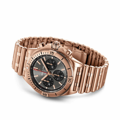 Montre Breitling Chronomat B01 Chronograph 42