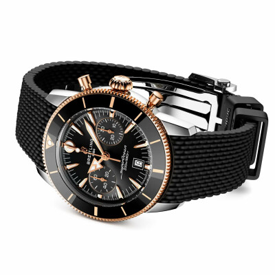Montre Breitling Superocean Heritage B01 Chronograph 42