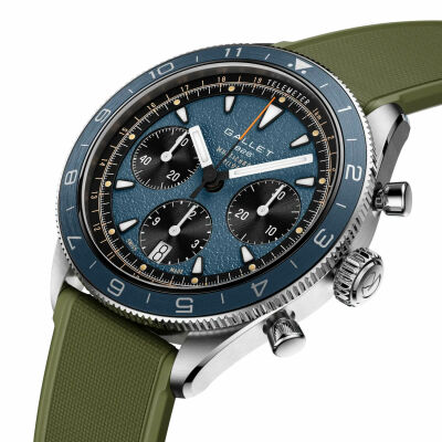 Gallet Multichron Pilot Chronograph 42 watch