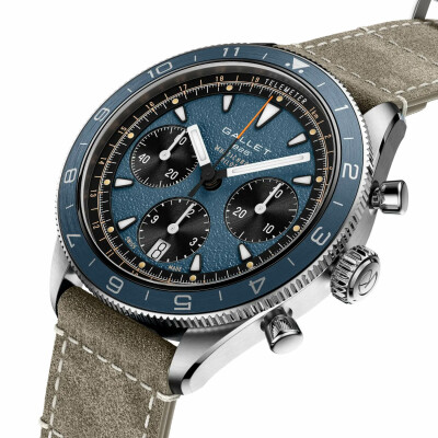 Gallet Multichron Pilot Chronograph 42 watch