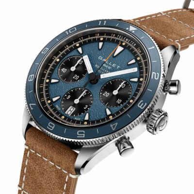 Gallet Multichron Pilot Chronograph 42 watch