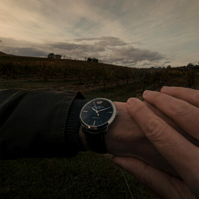 Montre Girard-Perregaux 1966 40mm Infinity Edition