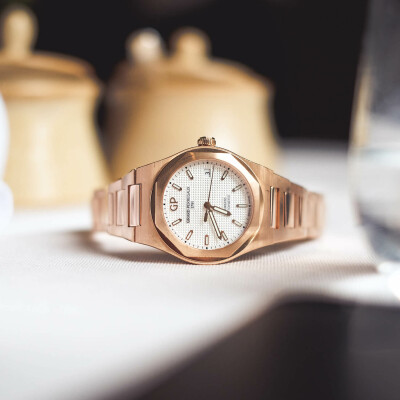 Montre Girard-Perregaux Laureato 38mm