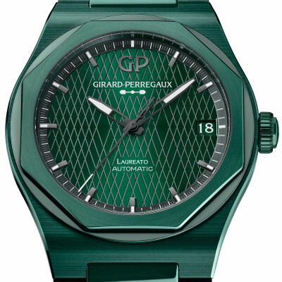 Montre Girard-Perregaux Laureato 42mm Green Ceramic Aston Martin Édition Limitée