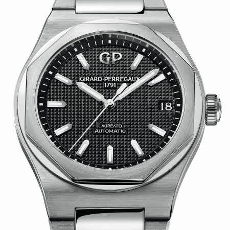 Girard-Perregaux Laureato 42mm watch