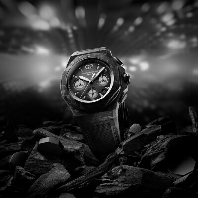 Montre Girard-Perregaux Laureato Absolute 8Tech