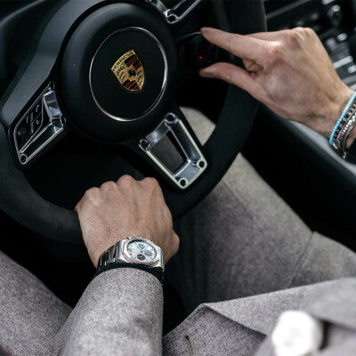 Montre Girard-Perregaux Laureato Chronograph 42mm