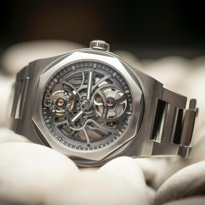 Montre Girard-Perregaux Laureato Skeleton
