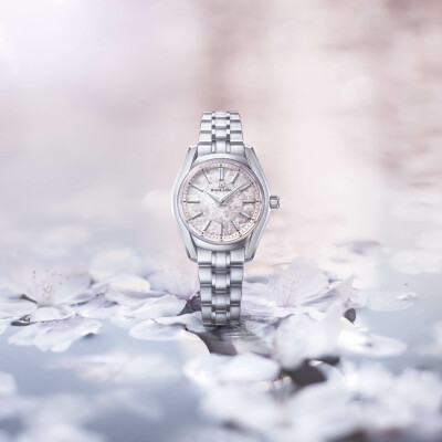 Montre Grand Seiko Heritage Collection Hana-Ikada 32 SBGX363