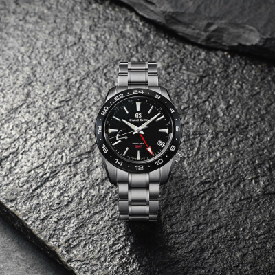 Montre Grand Seiko Sport Spring Drive GMT SBGE253