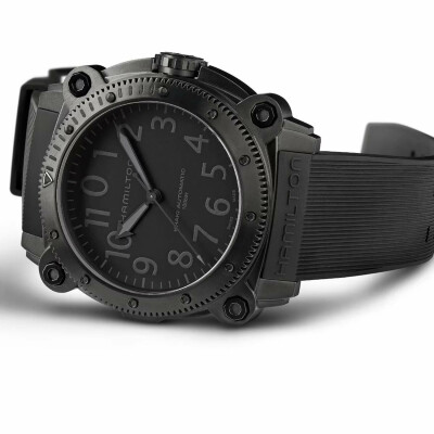 Montre Hamilton Khaki Navy BeLOWZERO Titanium Auto H78505330