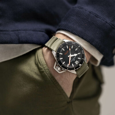 Montre Hamilton Khaki Navy Frogman Auto H77825331